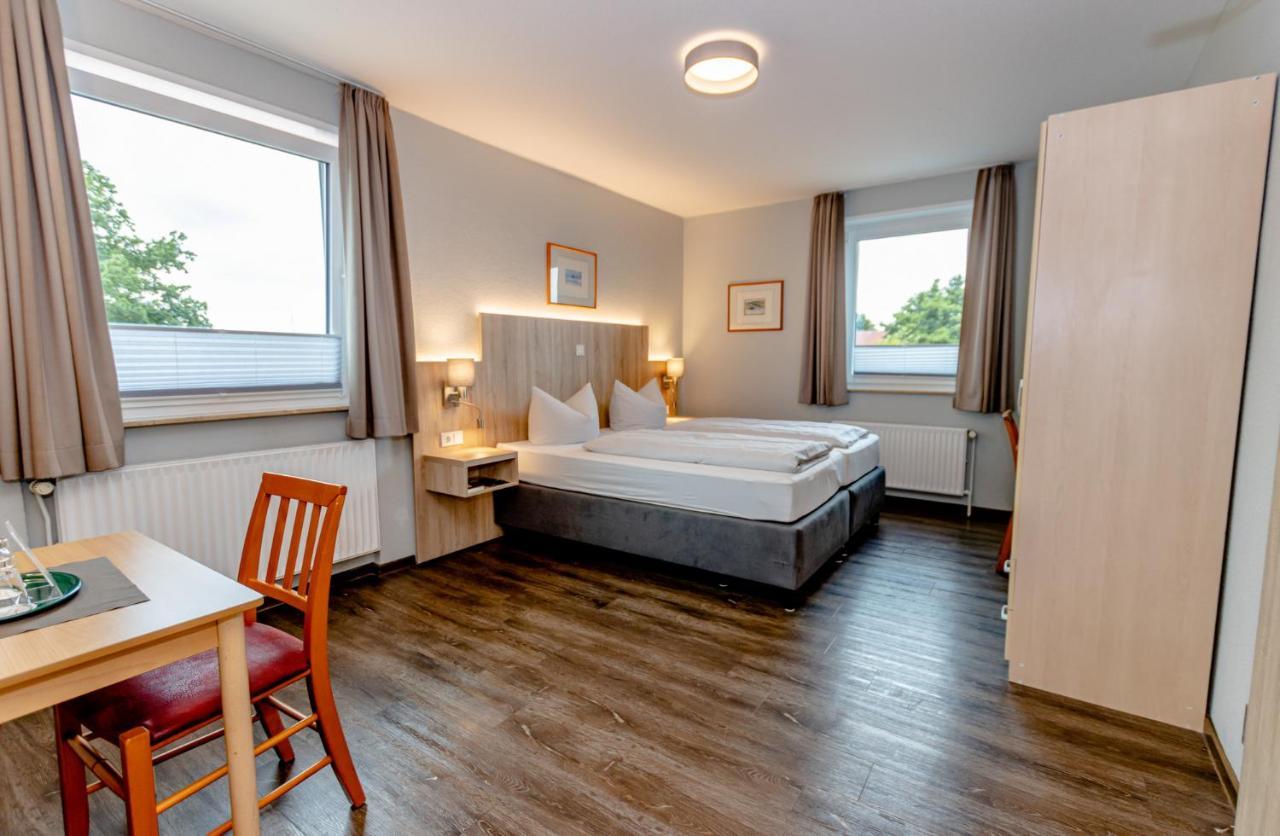 Hotel Herbers Südbrookmerland Exteriör bild