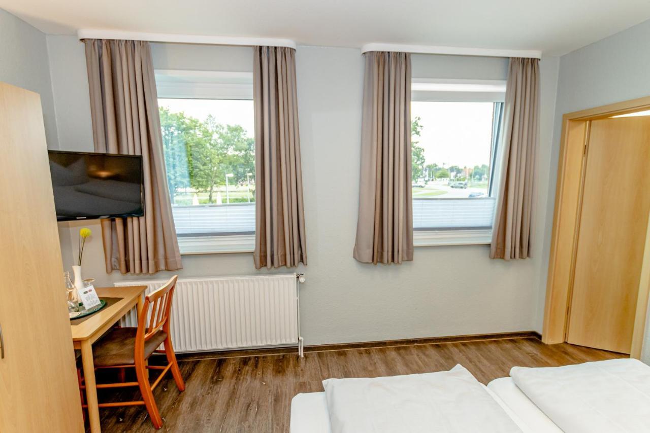 Hotel Herbers Südbrookmerland Exteriör bild