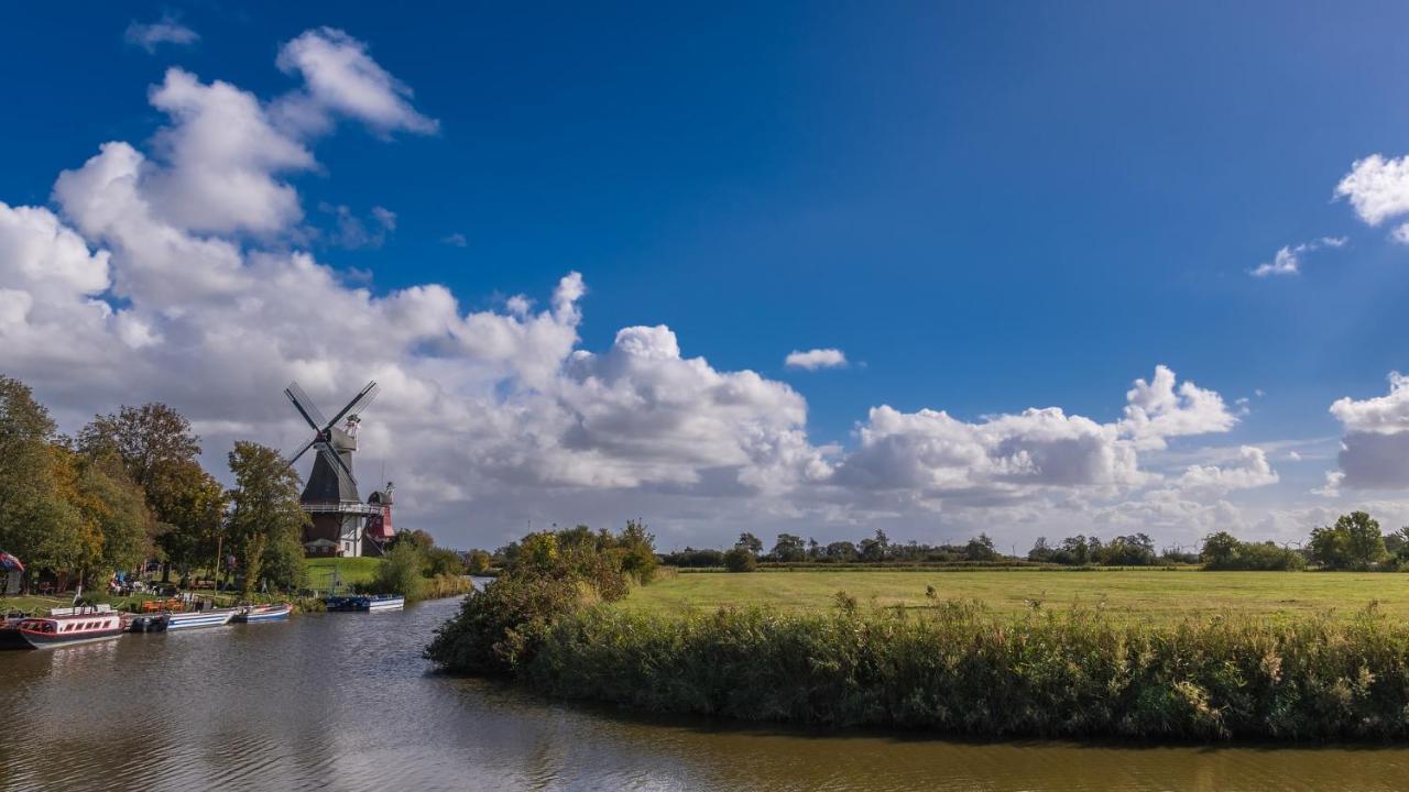 Hotel Herbers Südbrookmerland Exteriör bild